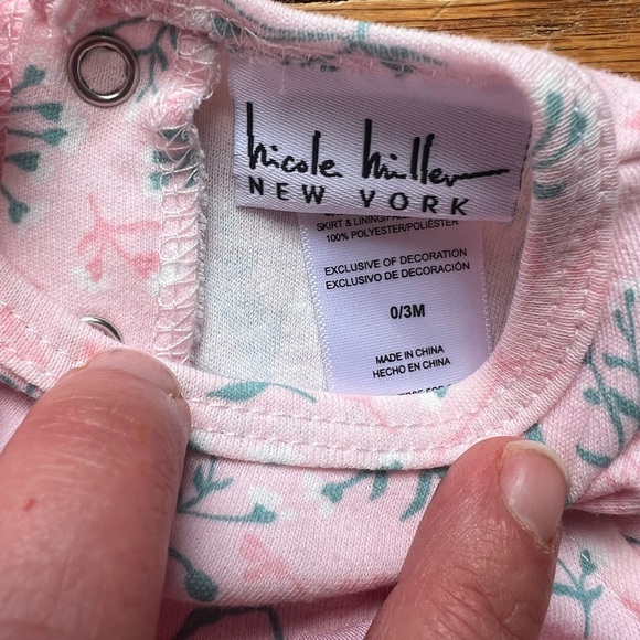 NWOT Pink Floral Baby Dress, Headband & Bib Set with tulle skirt size 0-3month - Picture 7 of 8